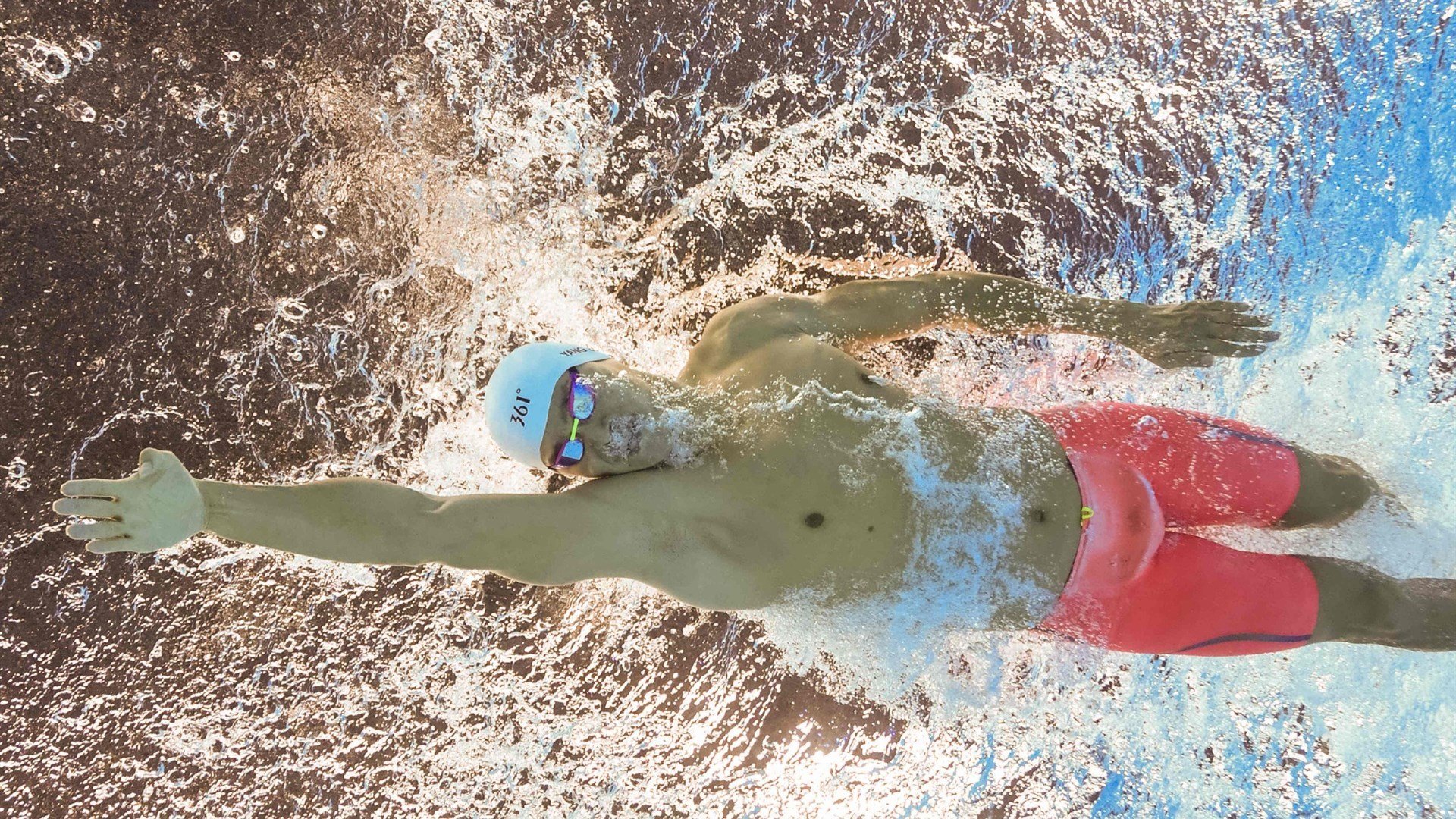 开云APP-锡安重塑比赛悬念！谁说篮球未来已无人能战？